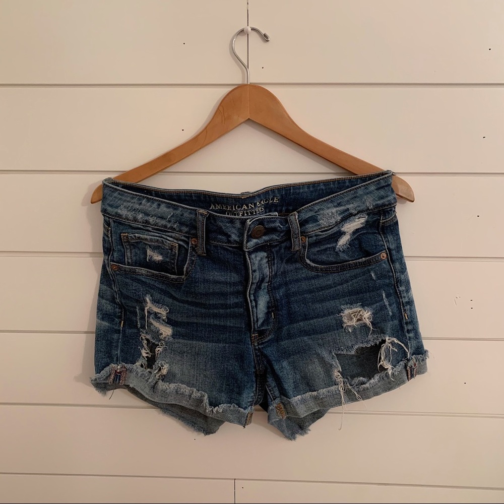 American Eagle | Ripped Denim Shorts | Dark Wash